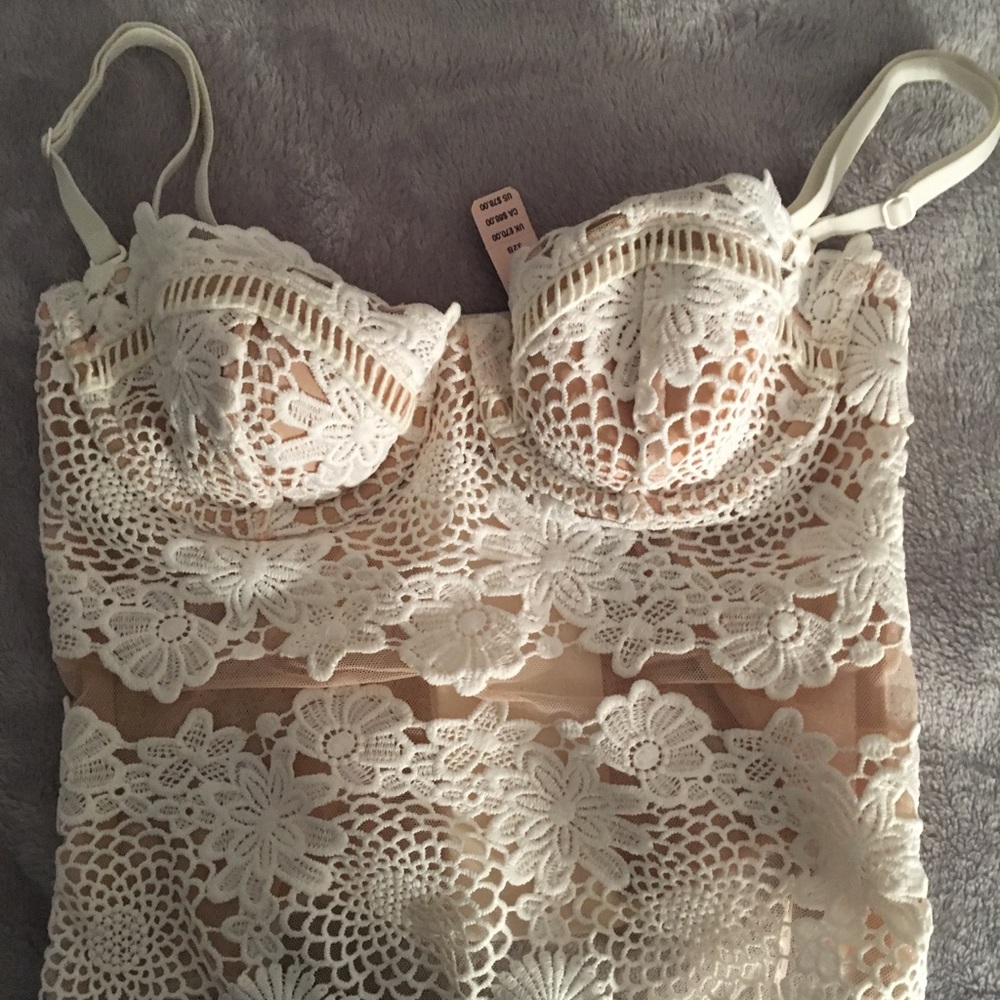 32B Victoria Secret Bralette Croset